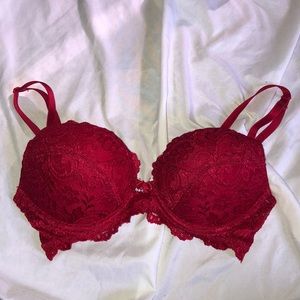 Red lace push up bra